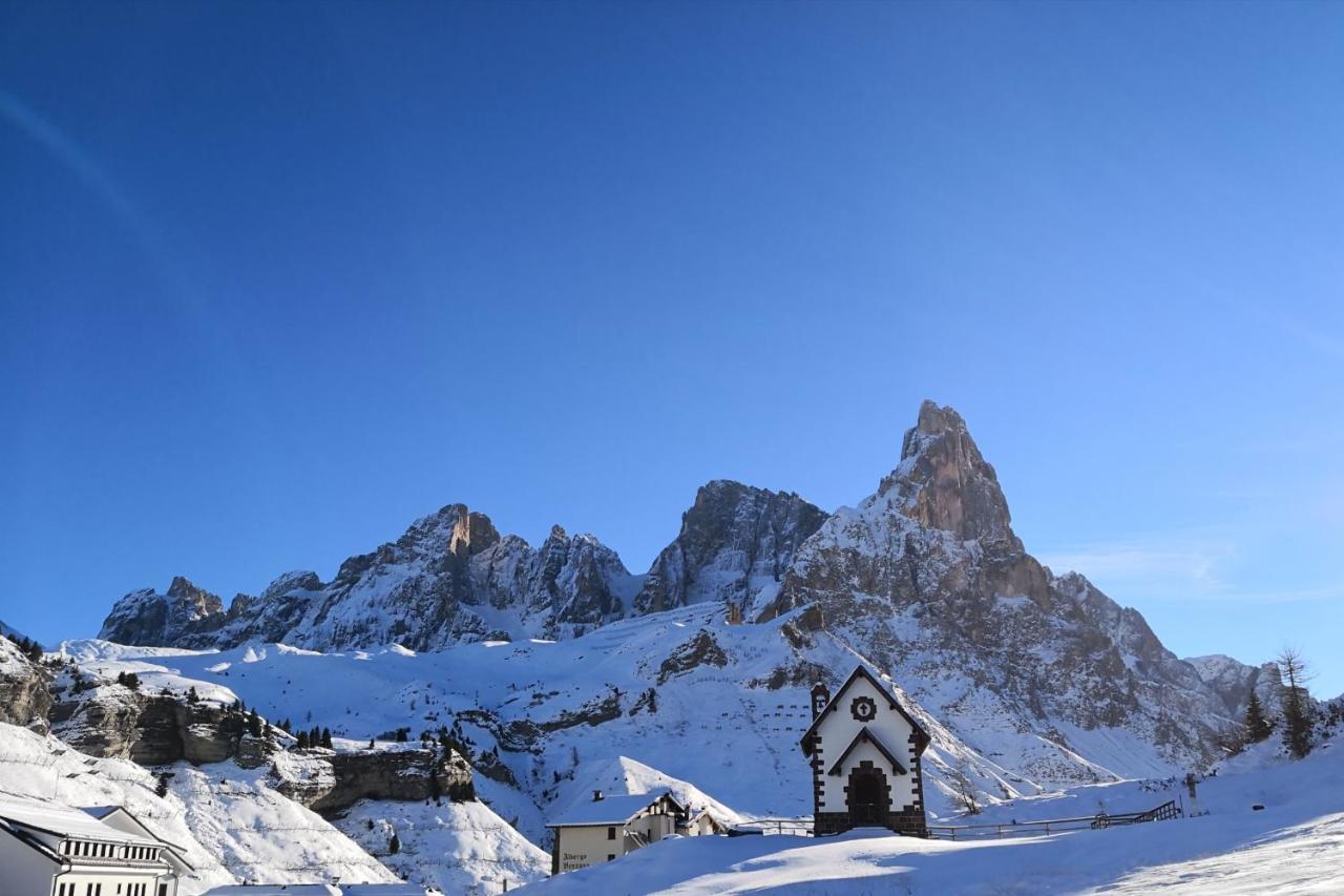 Hotel Alpenrose Пассо-Ролле Экстерьер фото