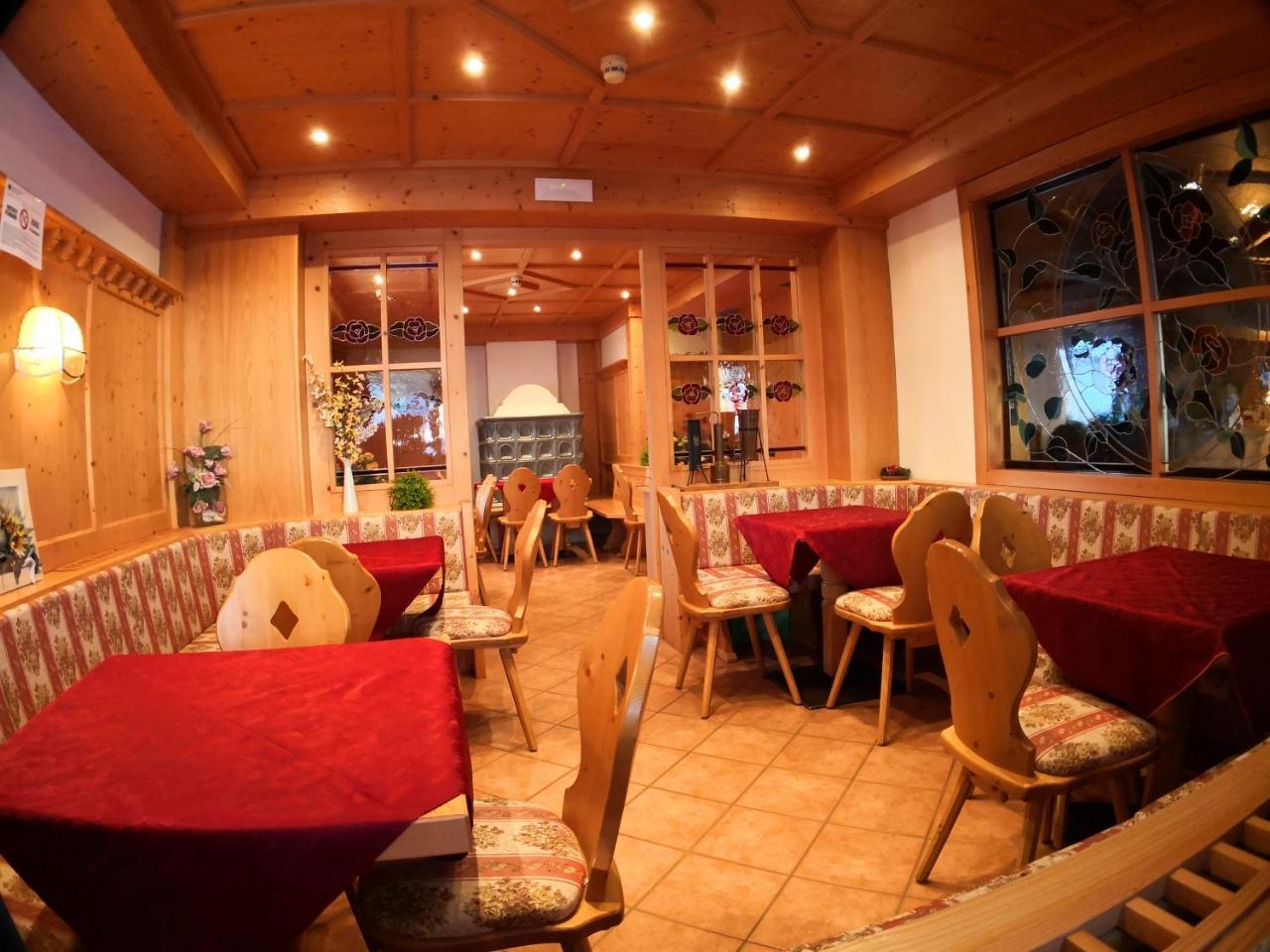 Hotel Alpenrose Пассо-Ролле Экстерьер фото